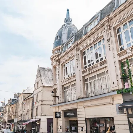 Large Apartment For 6 People In Bayeux *